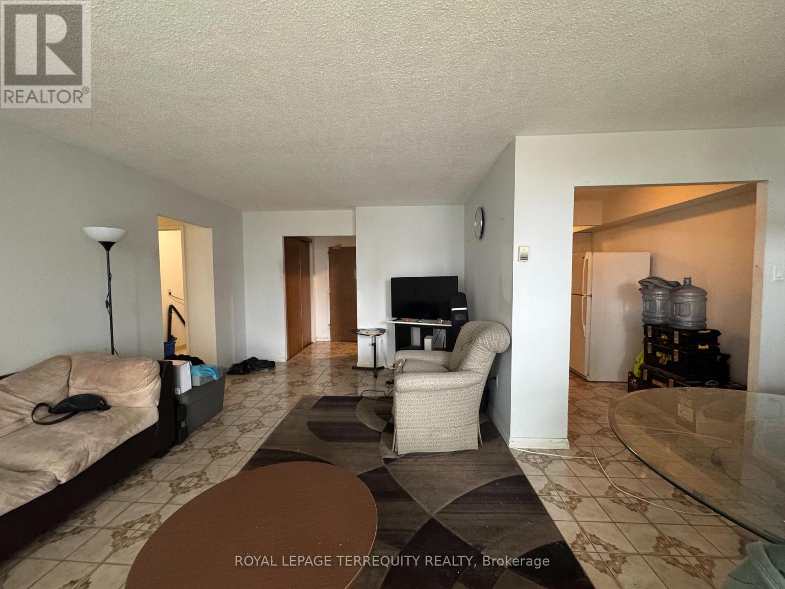 409 - 15 London Green Court, Toronto (glenfield-jane Heights), Ontario