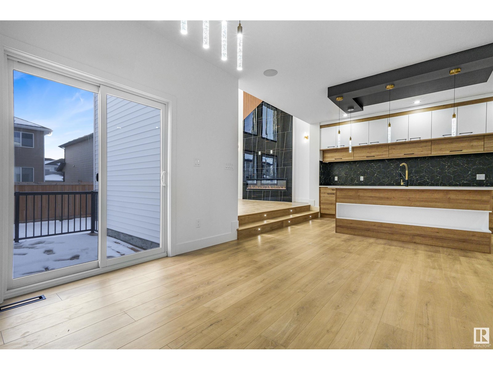 745 Astoria Wy, Devon, Alberta