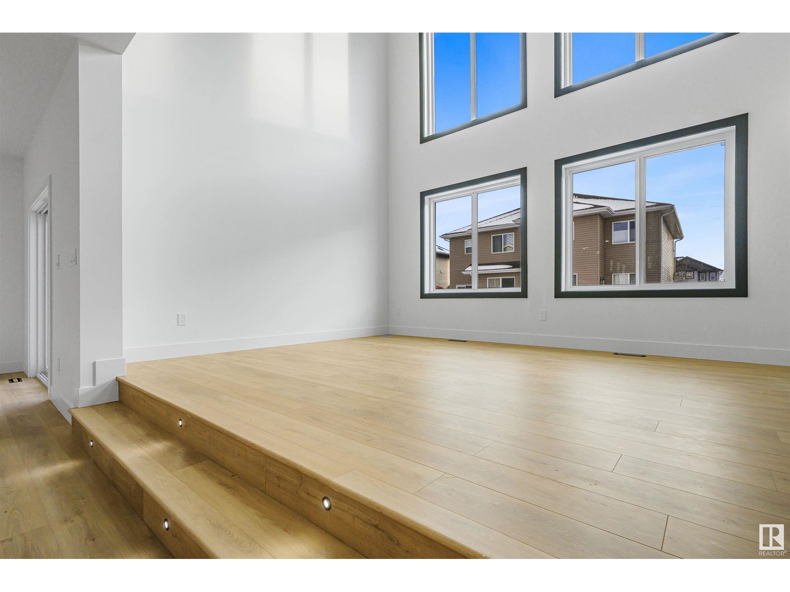 745 Astoria Wy, Devon, Alberta