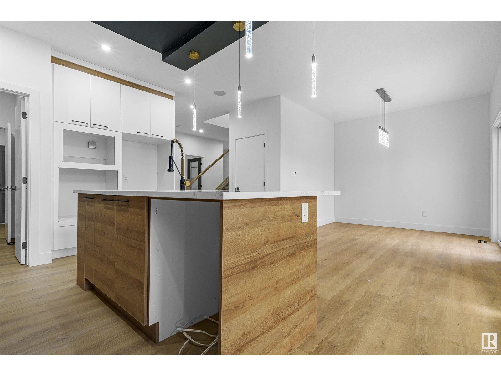 745 Astoria Wy, Devon, Alberta