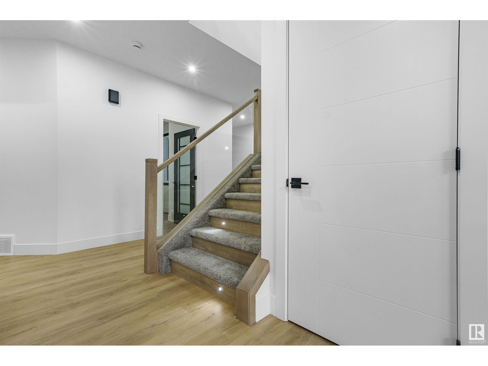 745 Astoria Wy, Devon, Alberta