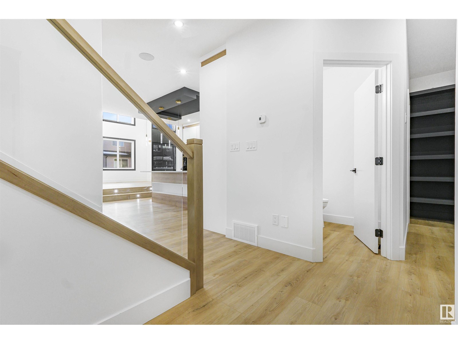 745 Astoria Wy, Devon, Alberta