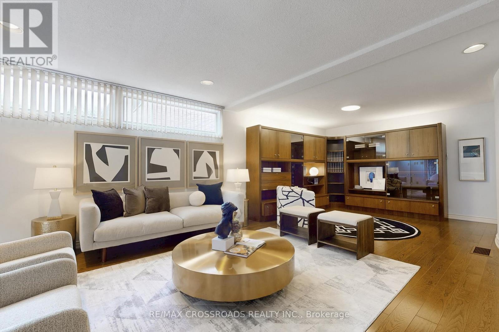 8 Orchid Court, Toronto (st. Andrew-windfields), Ontario