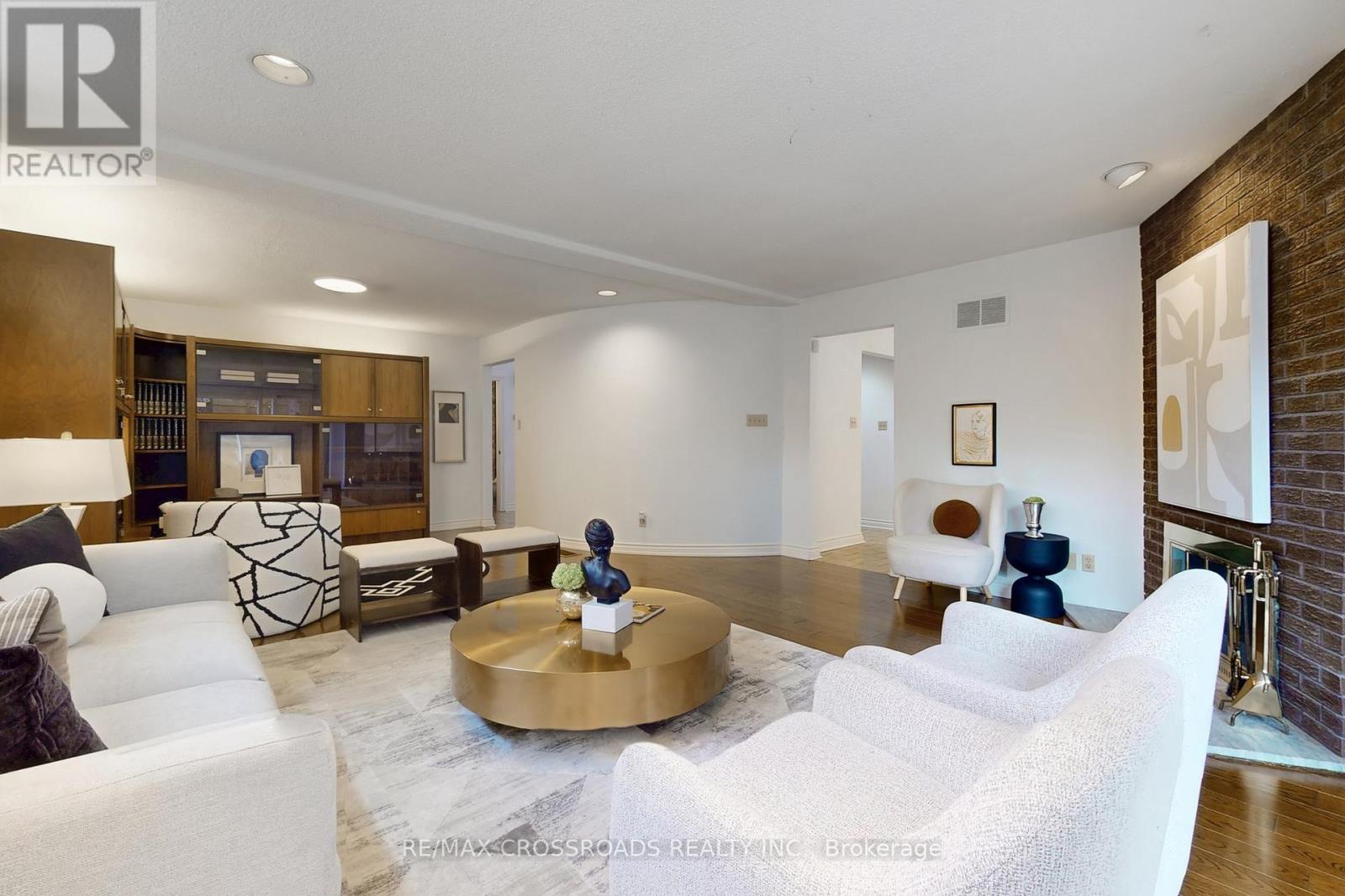 8 Orchid Court, Toronto (st. Andrew-windfields), Ontario