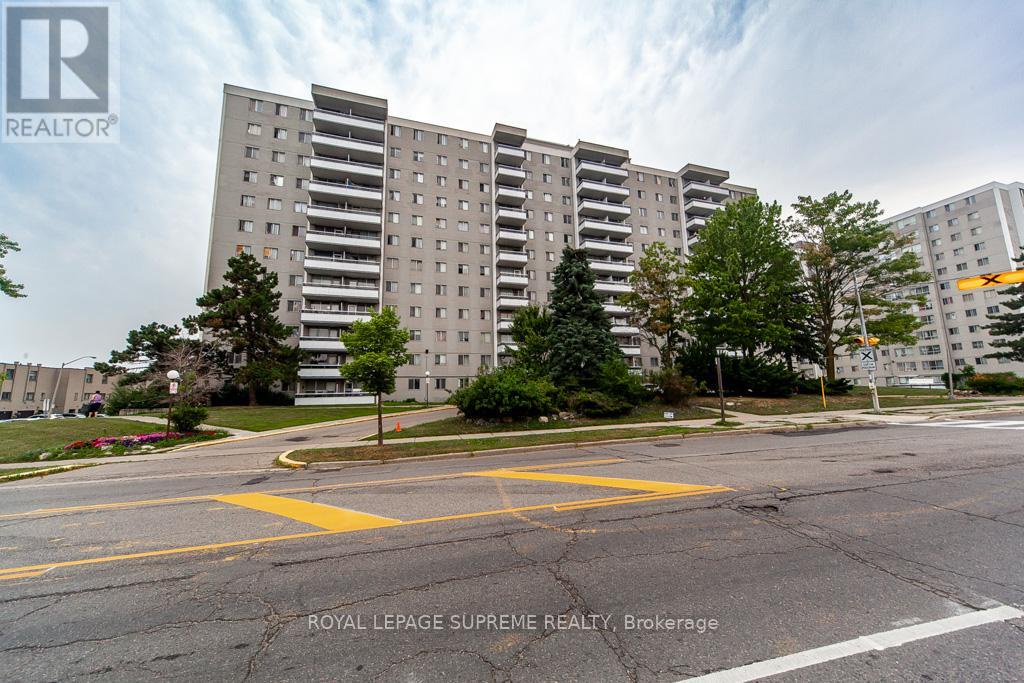 908 - 940 Caledonia Road, Toronto (yorkdale-glen Park), Ontario