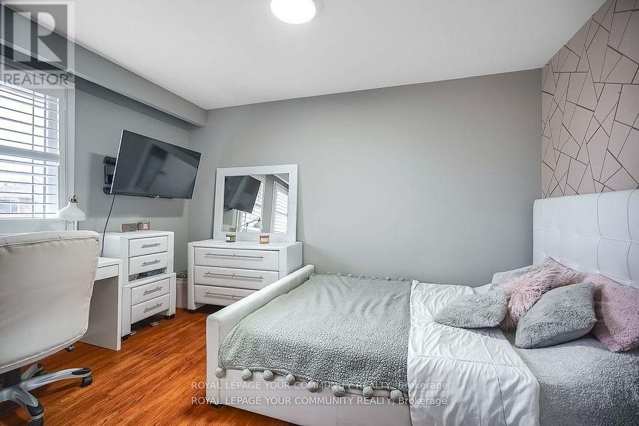 18 Terryellen Crescent, Toronto (markland Wood), Ontario