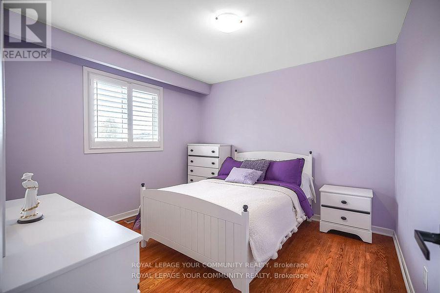 18 Terryellen Crescent, Toronto (markland Wood), Ontario