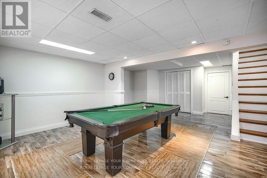 18 Terryellen Crescent, Toronto (markland Wood), Ontario