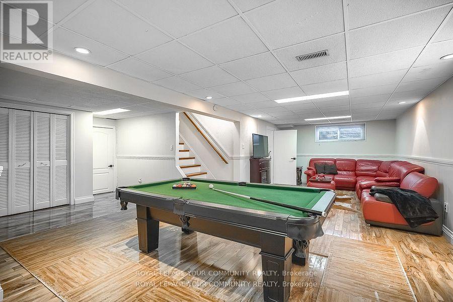 18 Terryellen Crescent, Toronto (markland Wood), Ontario