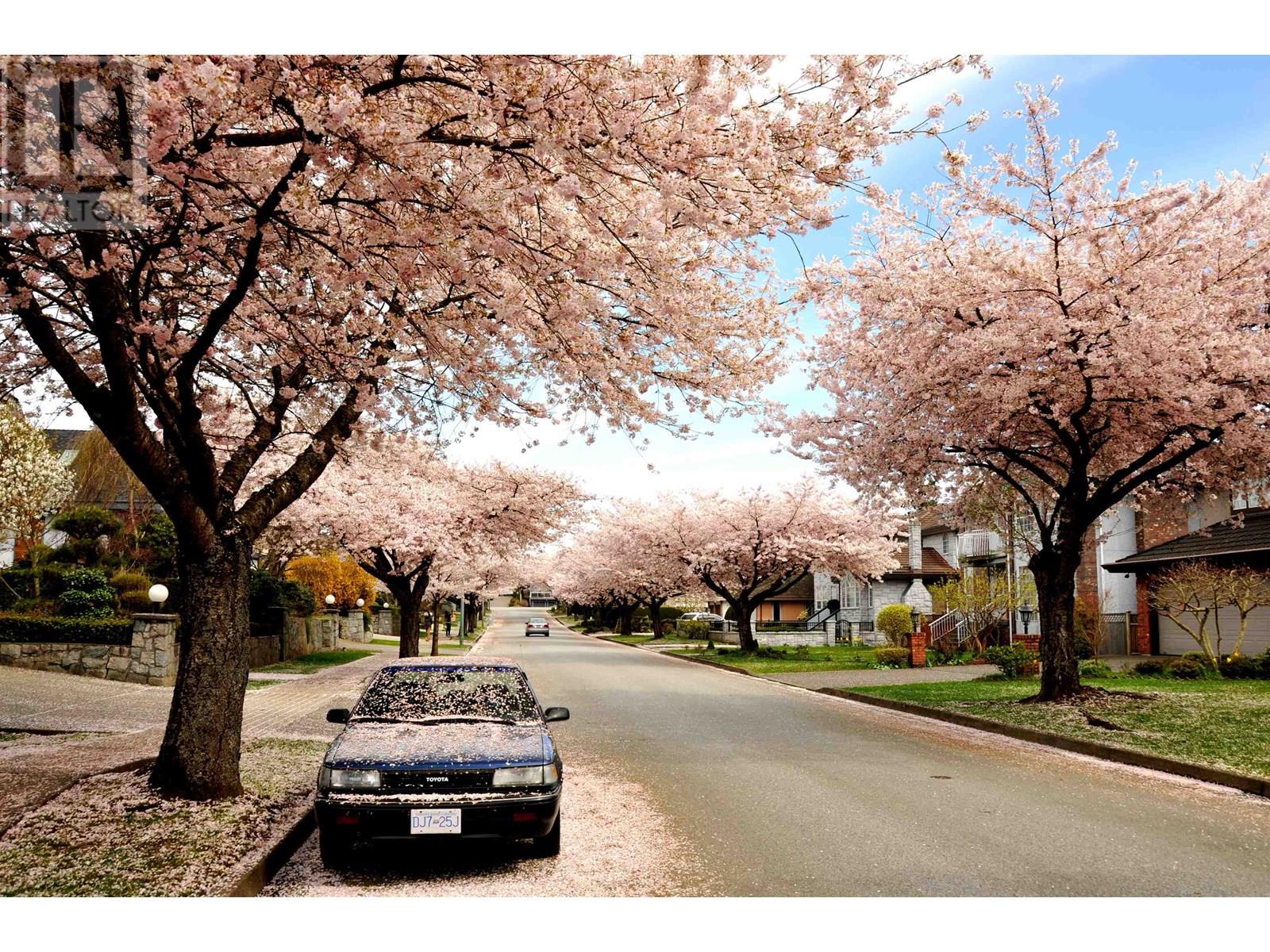 6823 Grant Place, Burnaby, British Columbia