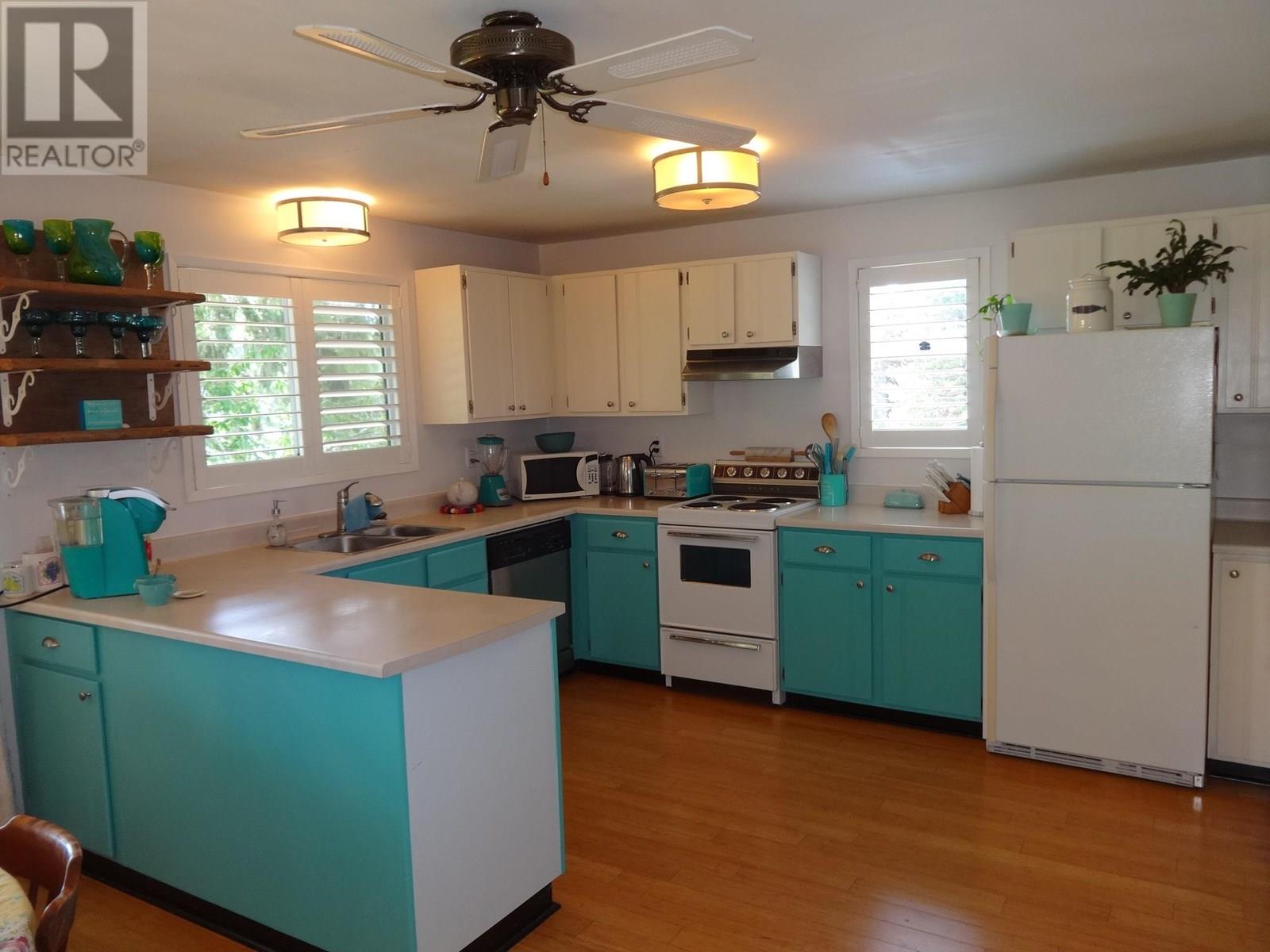 13173 Sexw'amin Street, Garden Bay, British Columbia