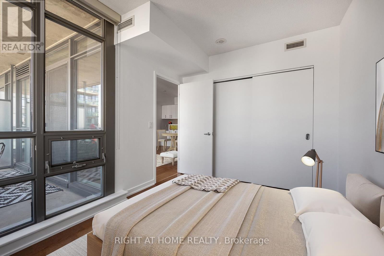 2104 - 281 Mutual Street, Toronto (church-yonge Corridor), Ontario