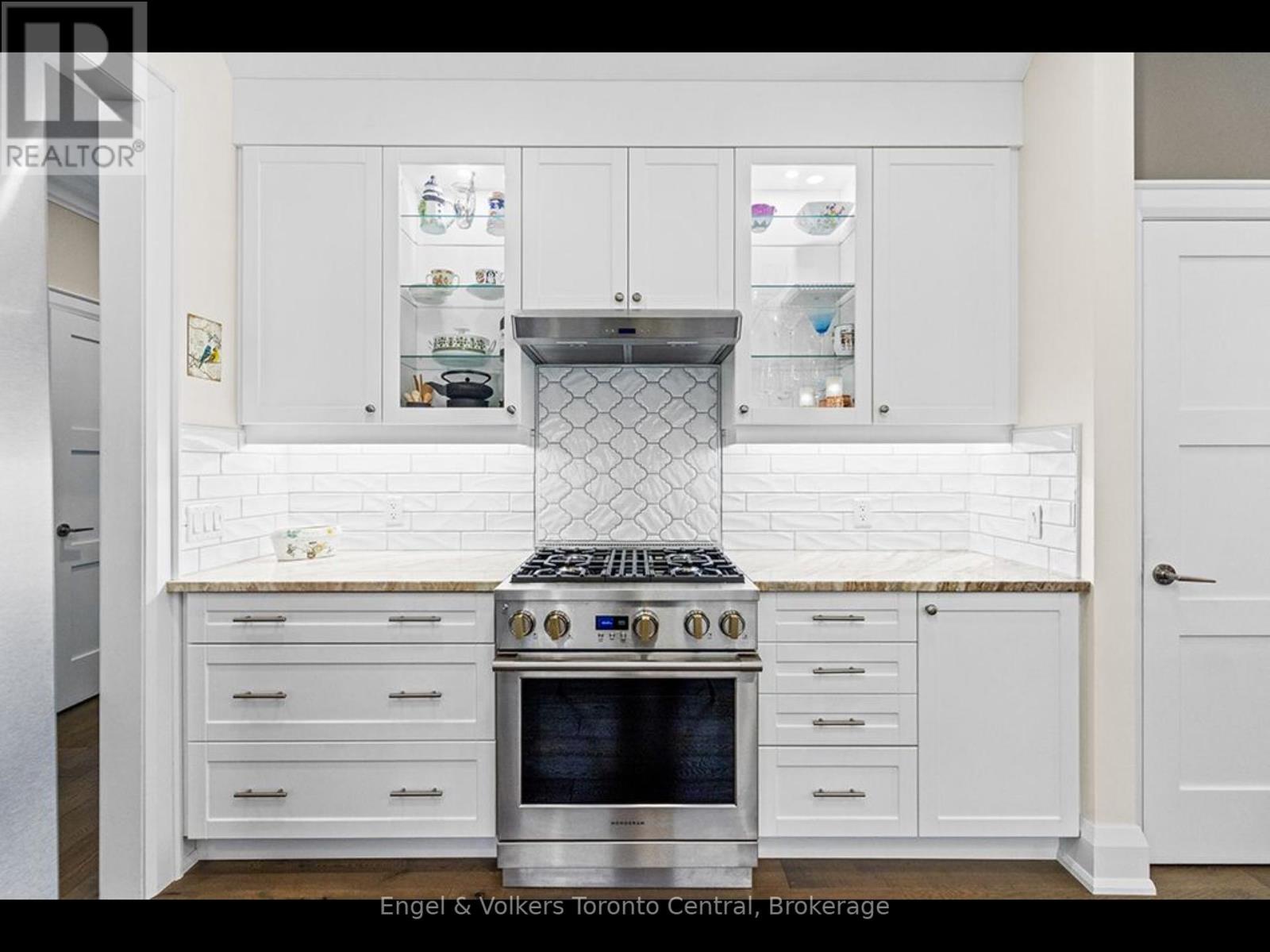 81 Spruce Street, Tiny, Ontario