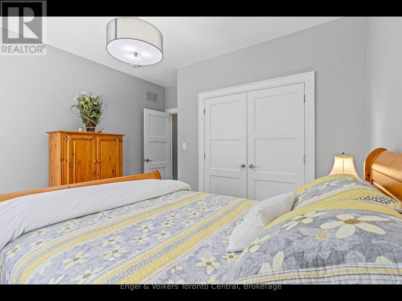 81 Spruce Street, Tiny, Ontario