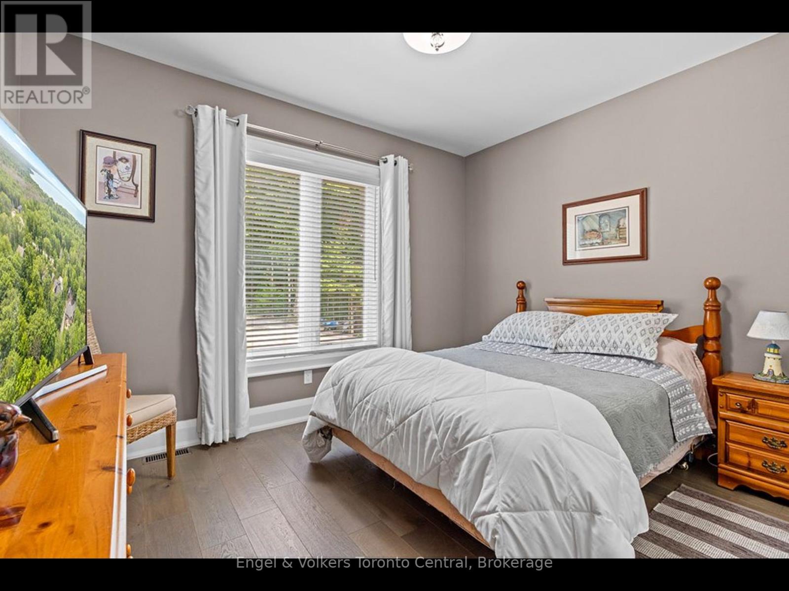 81 Spruce Street, Tiny, Ontario