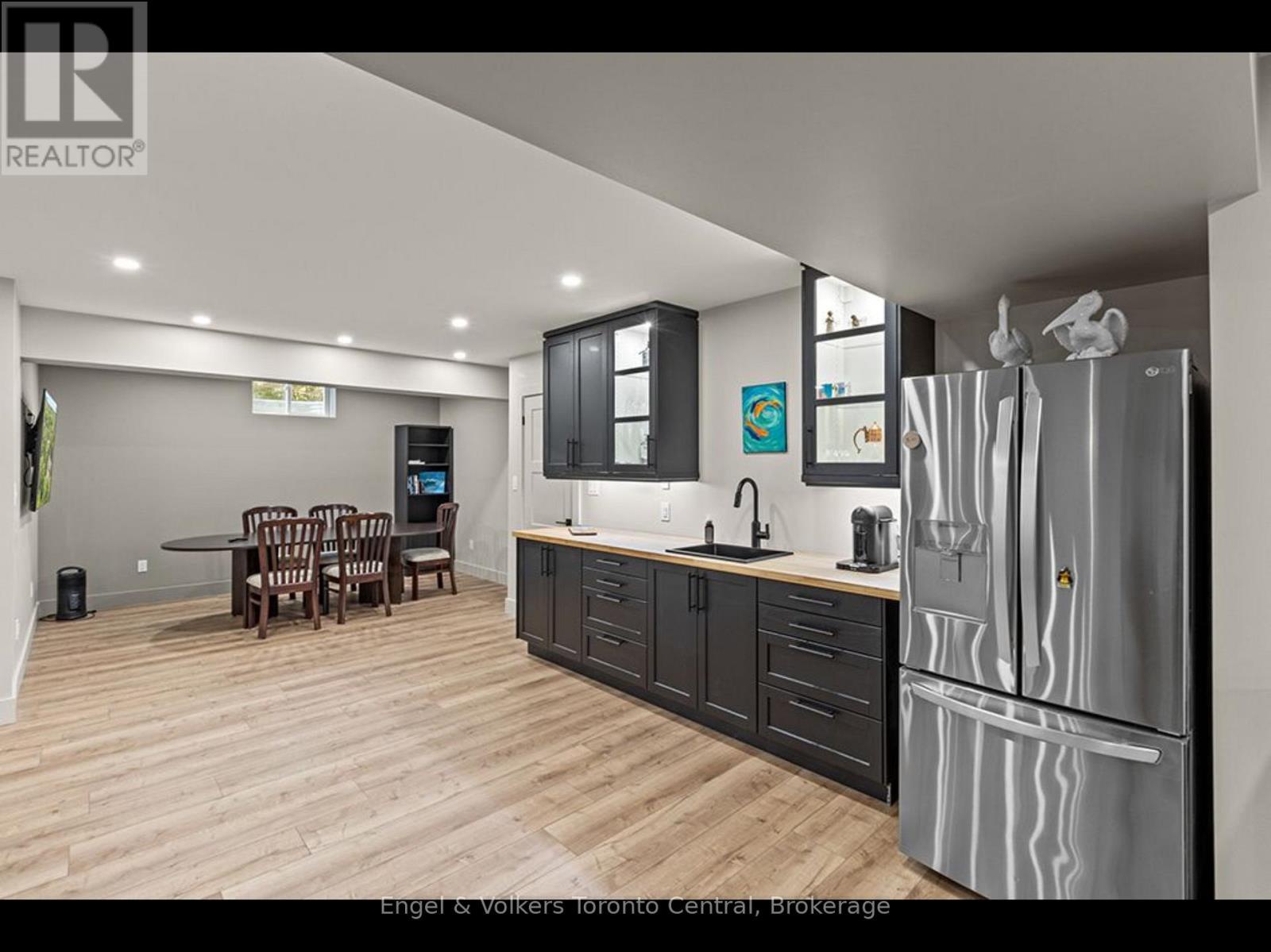 81 Spruce Street, Tiny, Ontario