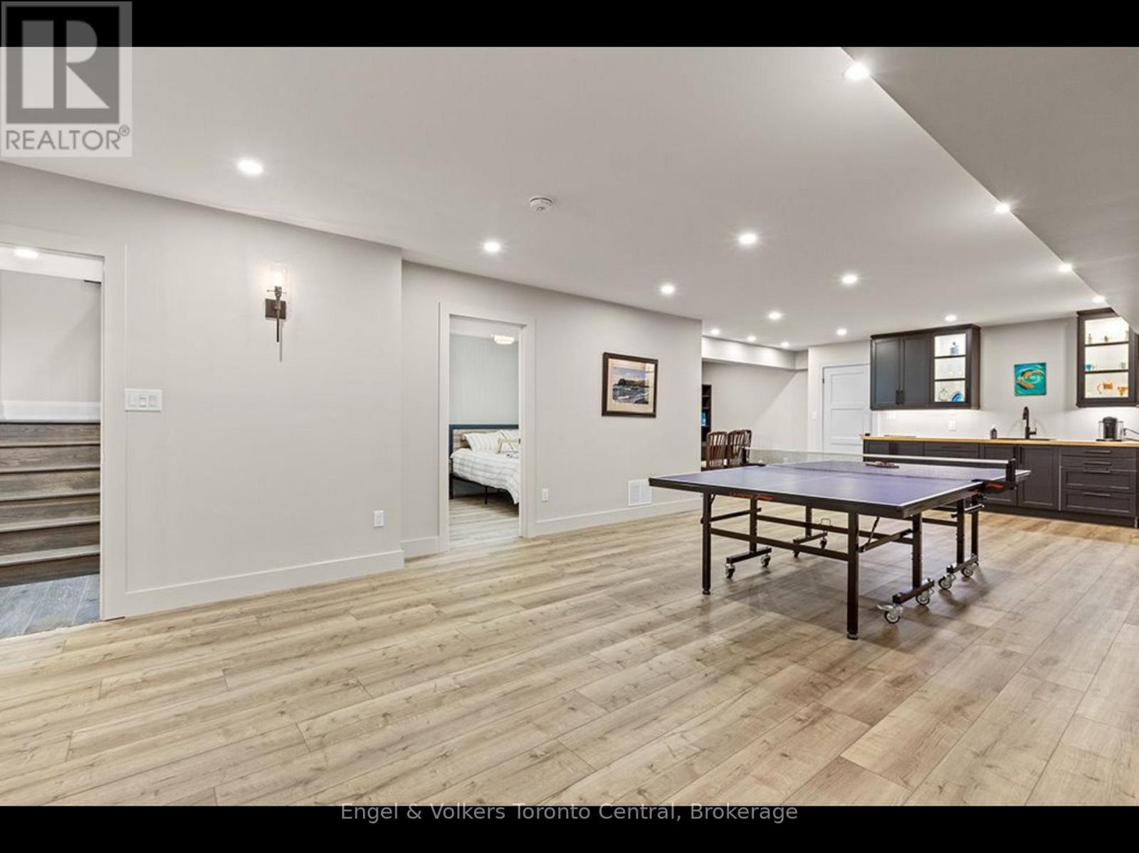 81 Spruce Street, Tiny, Ontario