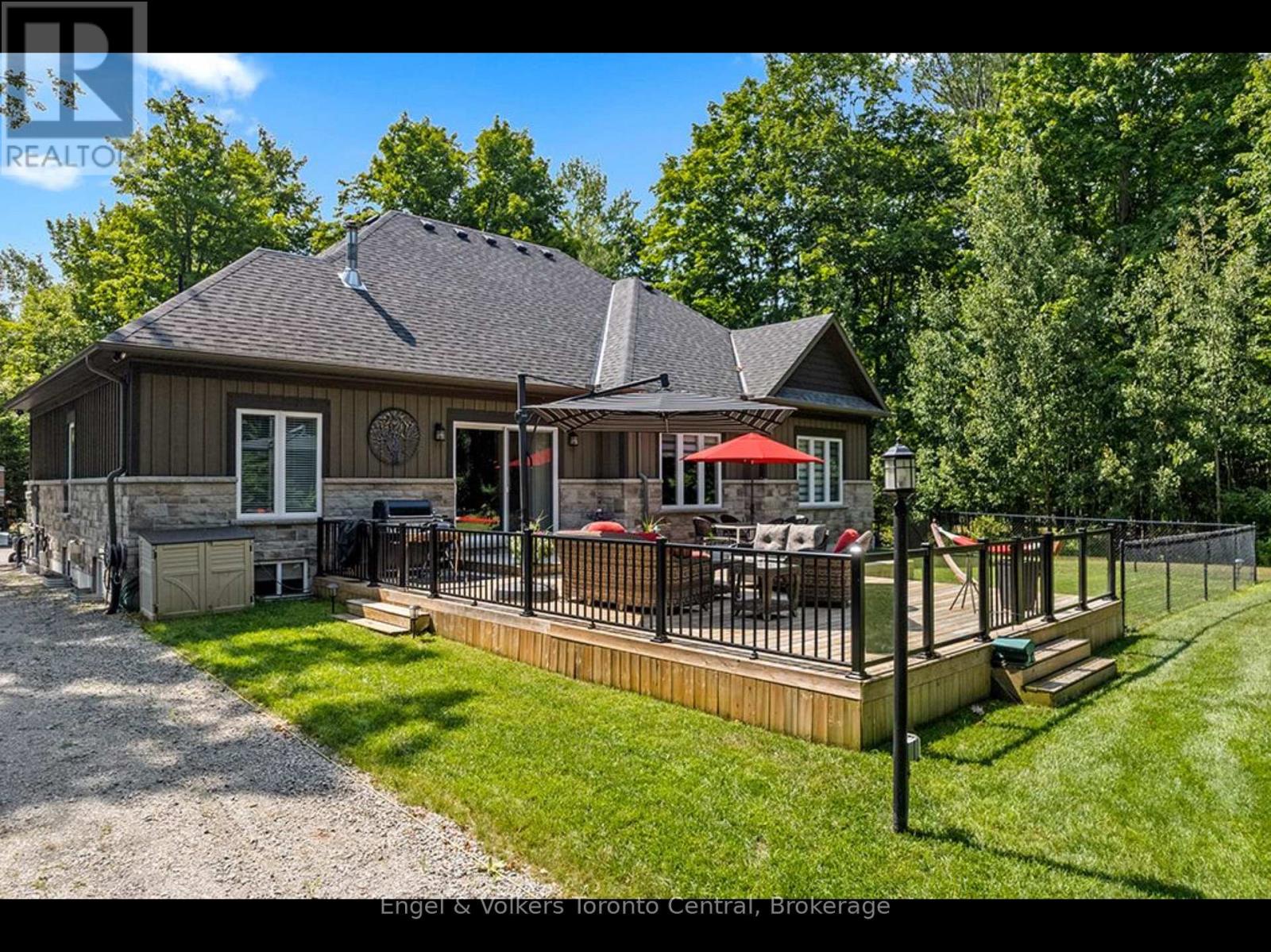 81 Spruce Street, Tiny, Ontario