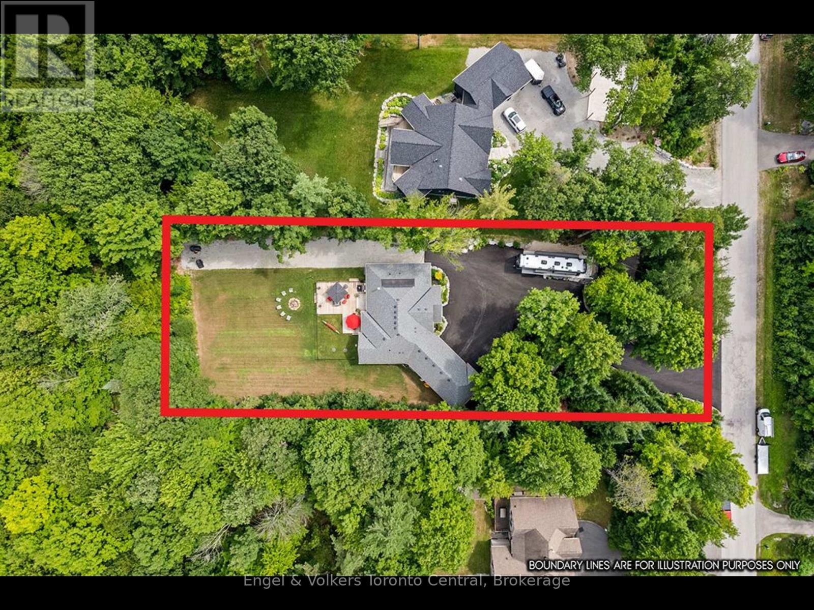 81 Spruce Street, Tiny, Ontario