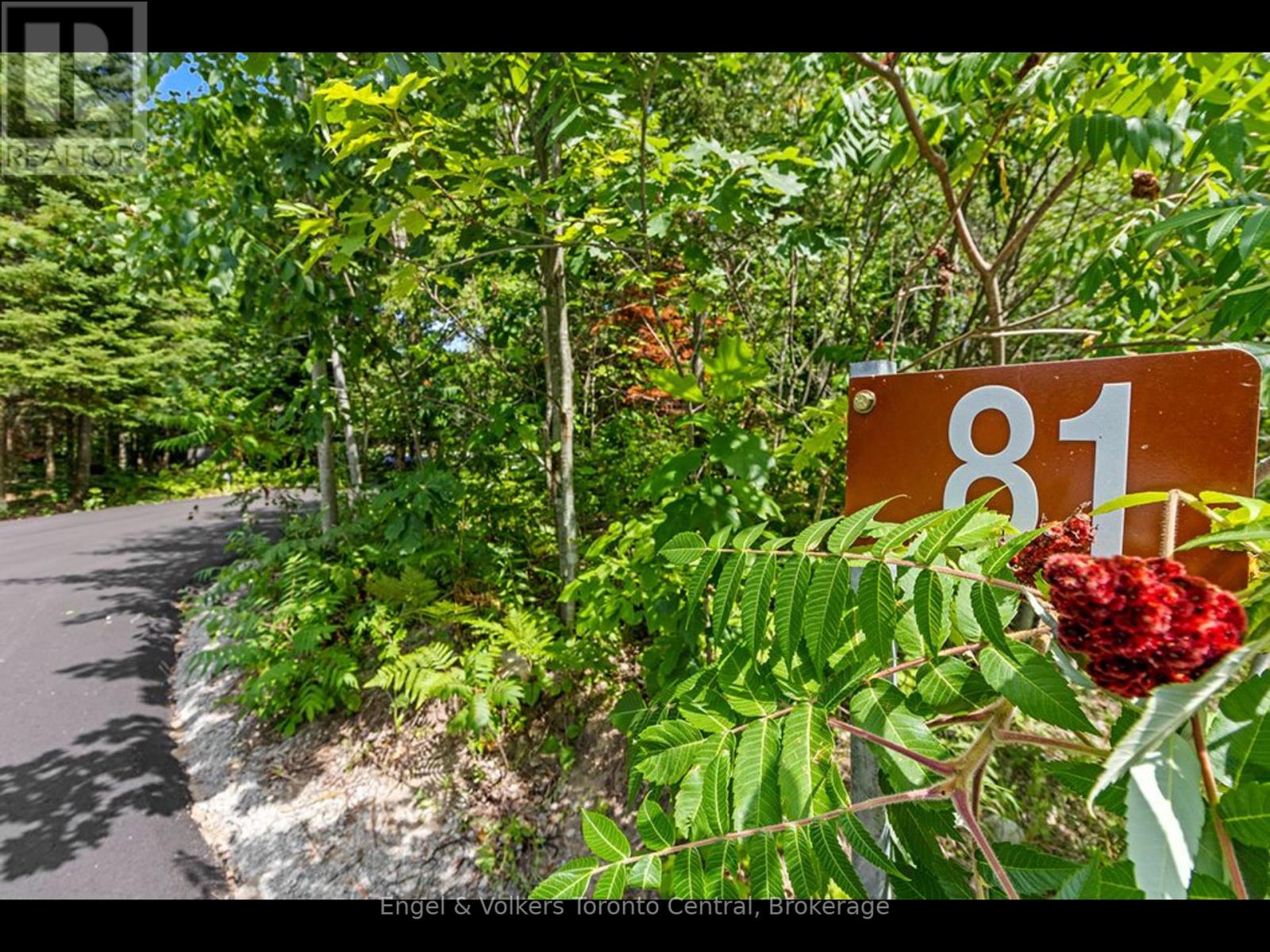 81 Spruce Street, Tiny, Ontario