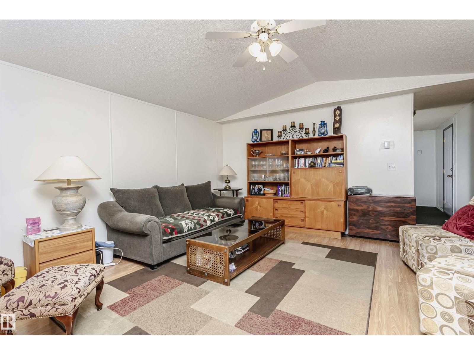 16 Willow Park Estates, Leduc, Alberta