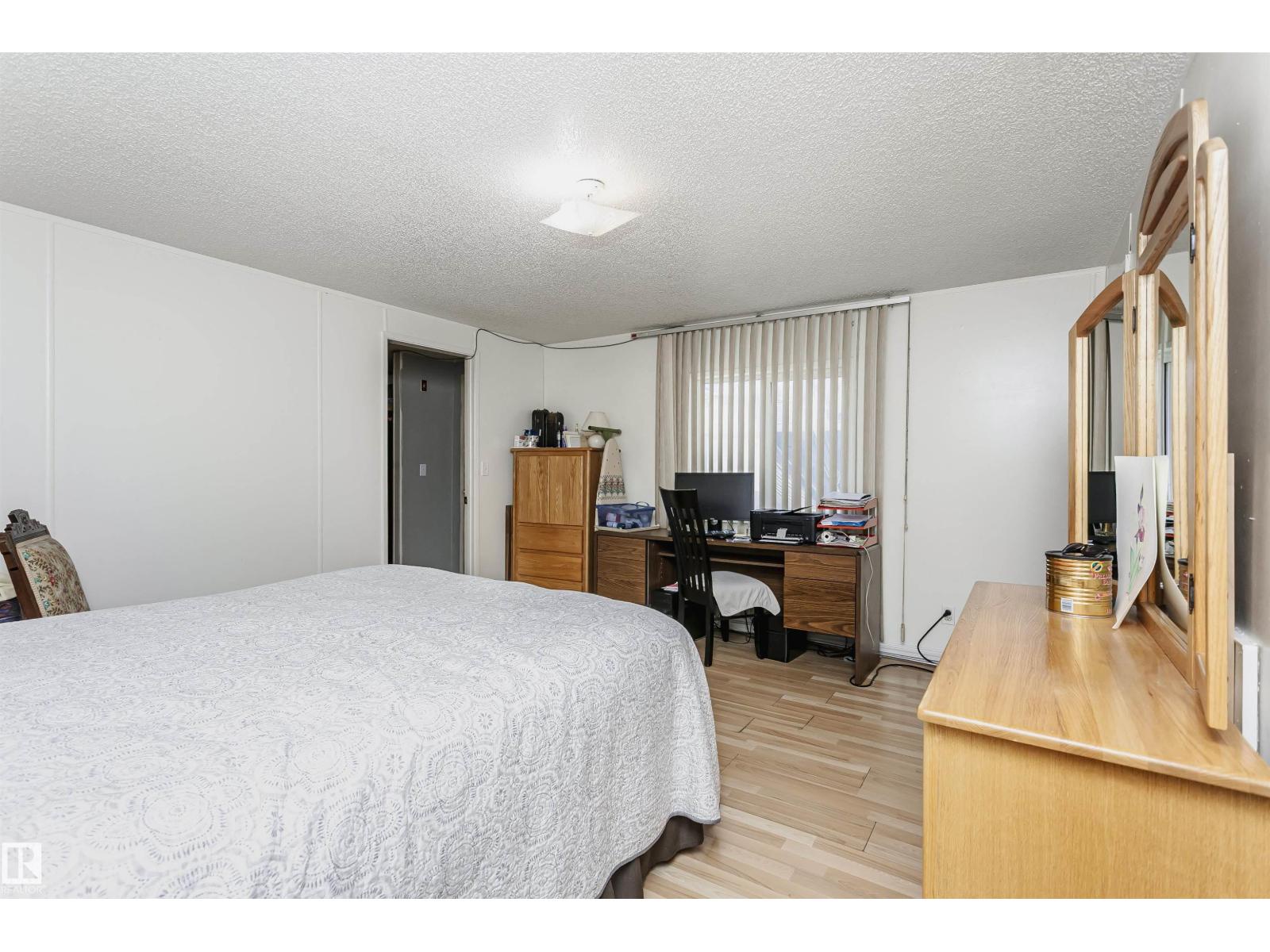 16 Willow Park Estates, Leduc, Alberta