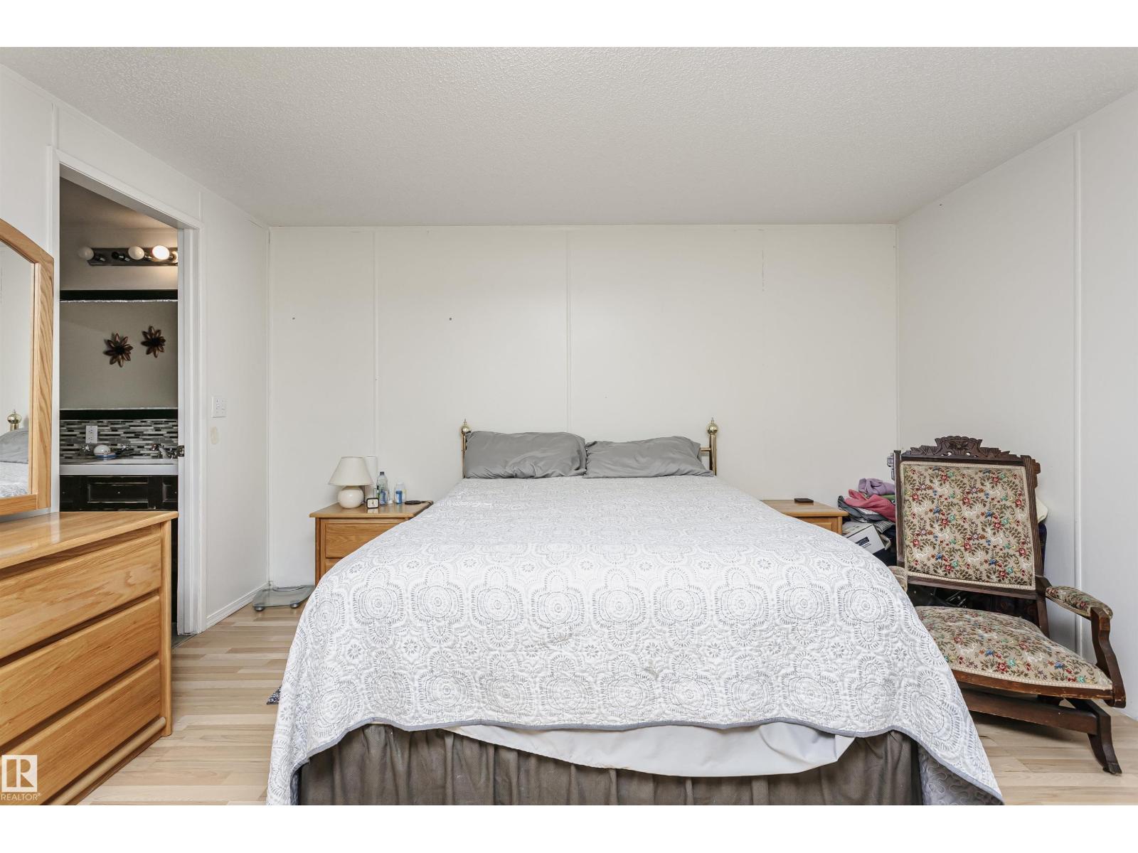 16 Willow Park Estates, Leduc, Alberta