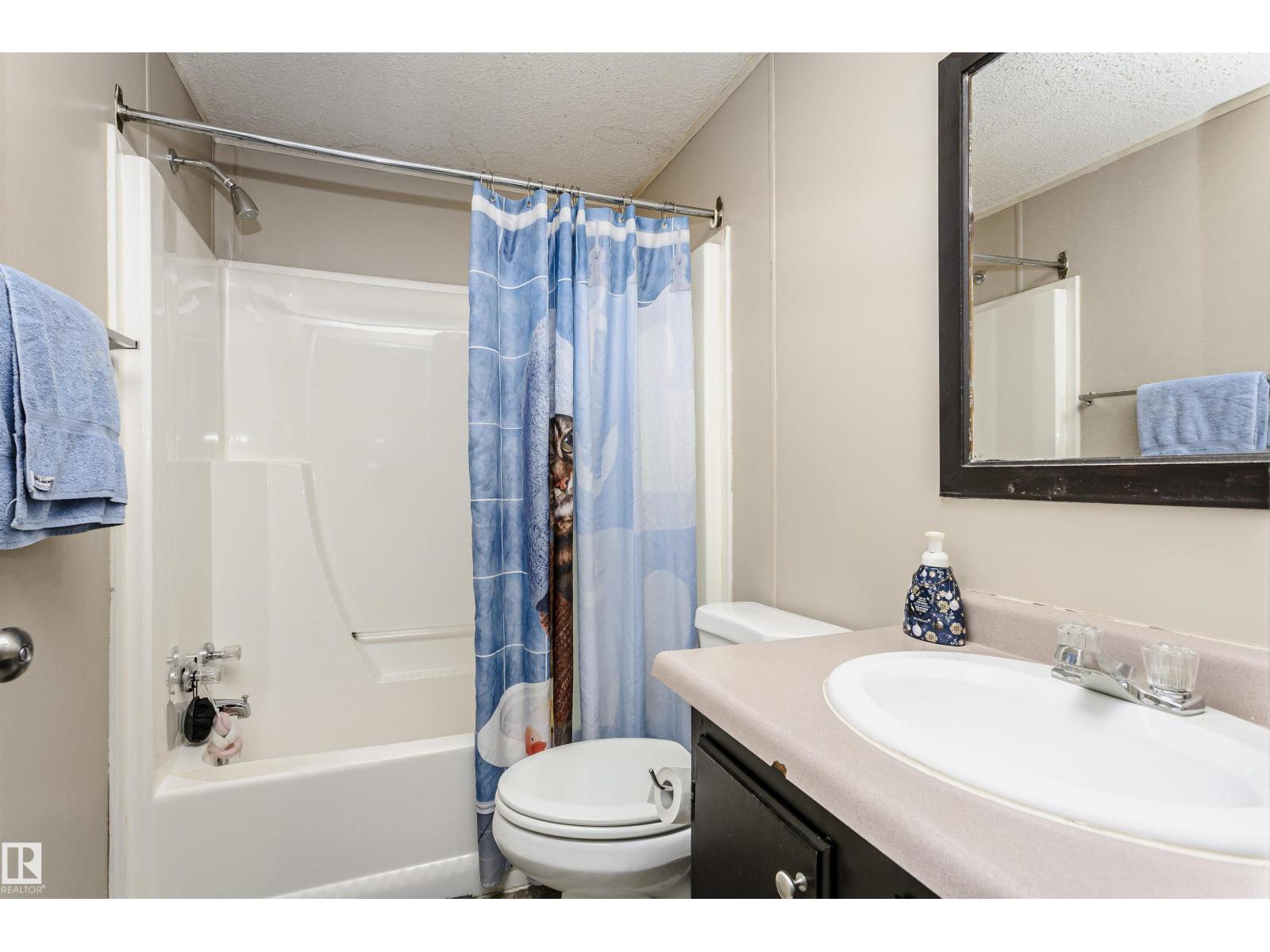 16 Willow Park Estates, Leduc, Alberta