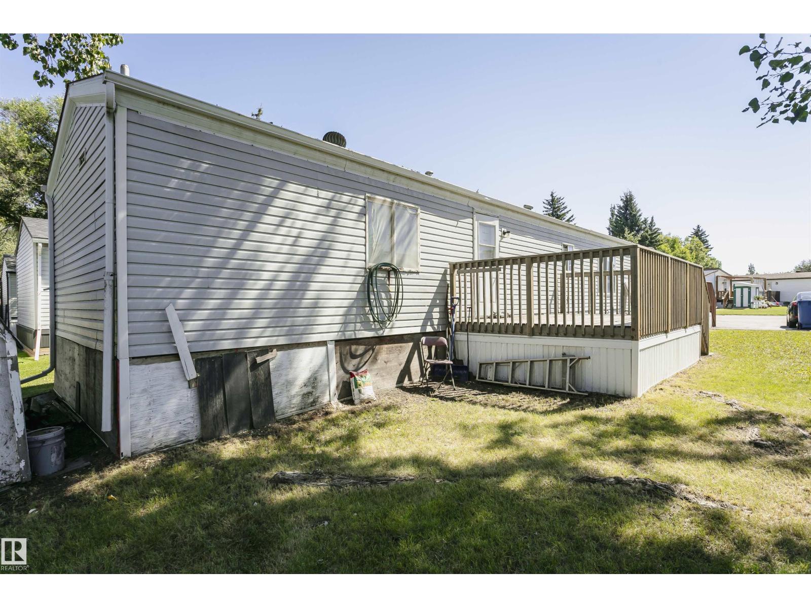 16 Willow Park Estates, Leduc, Alberta