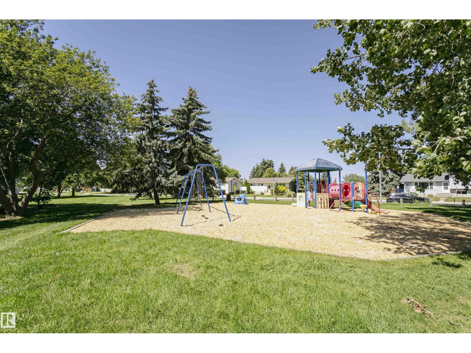 16 Willow Park Estates, Leduc, Alberta