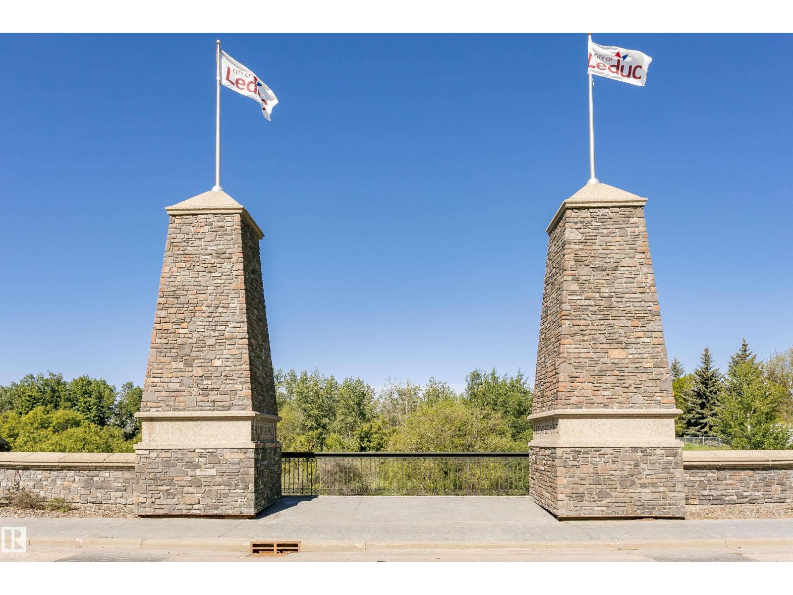 16 Willow Park Estates, Leduc, Alberta