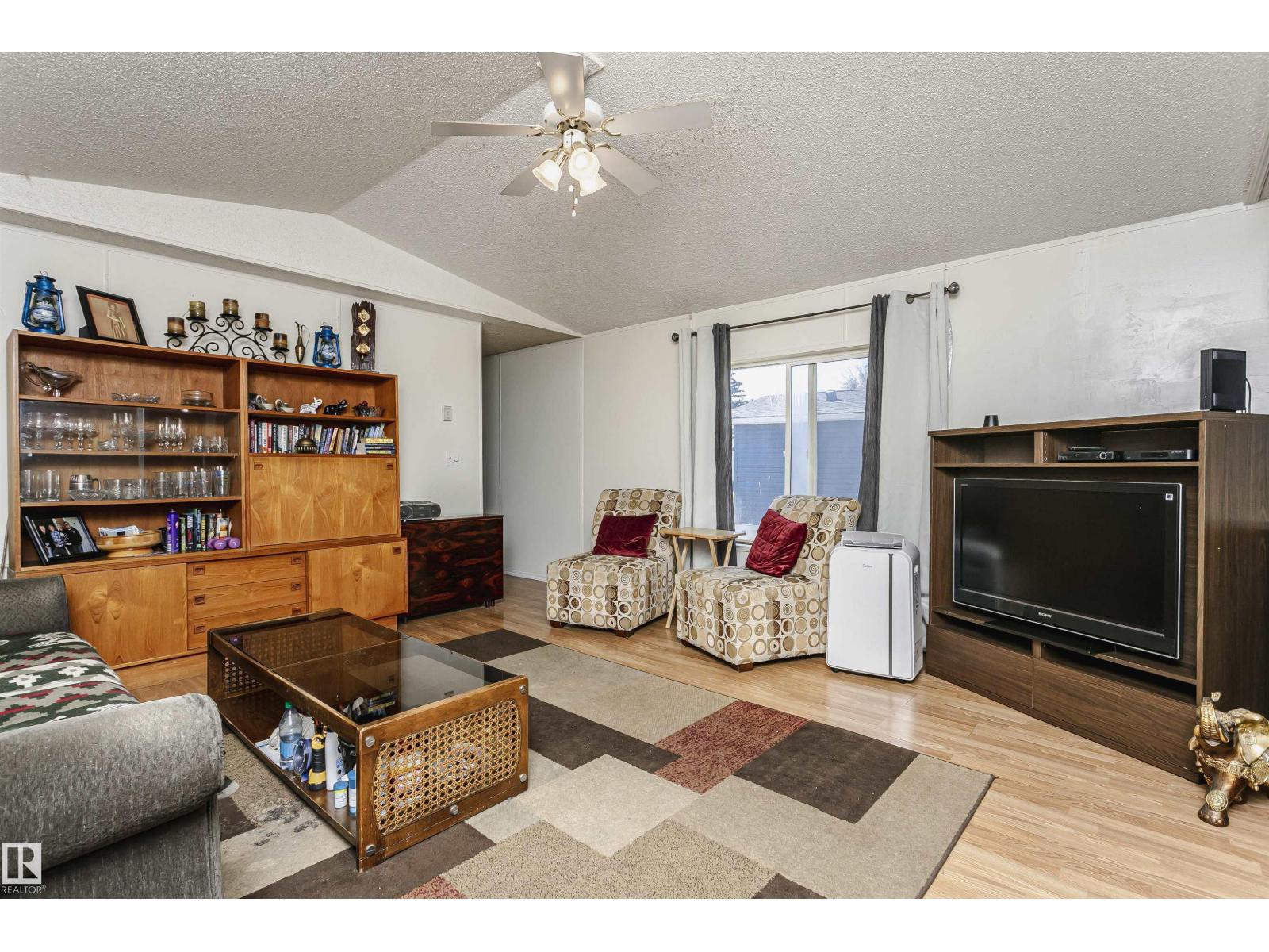 16 Willow Park Estates, Leduc, Alberta