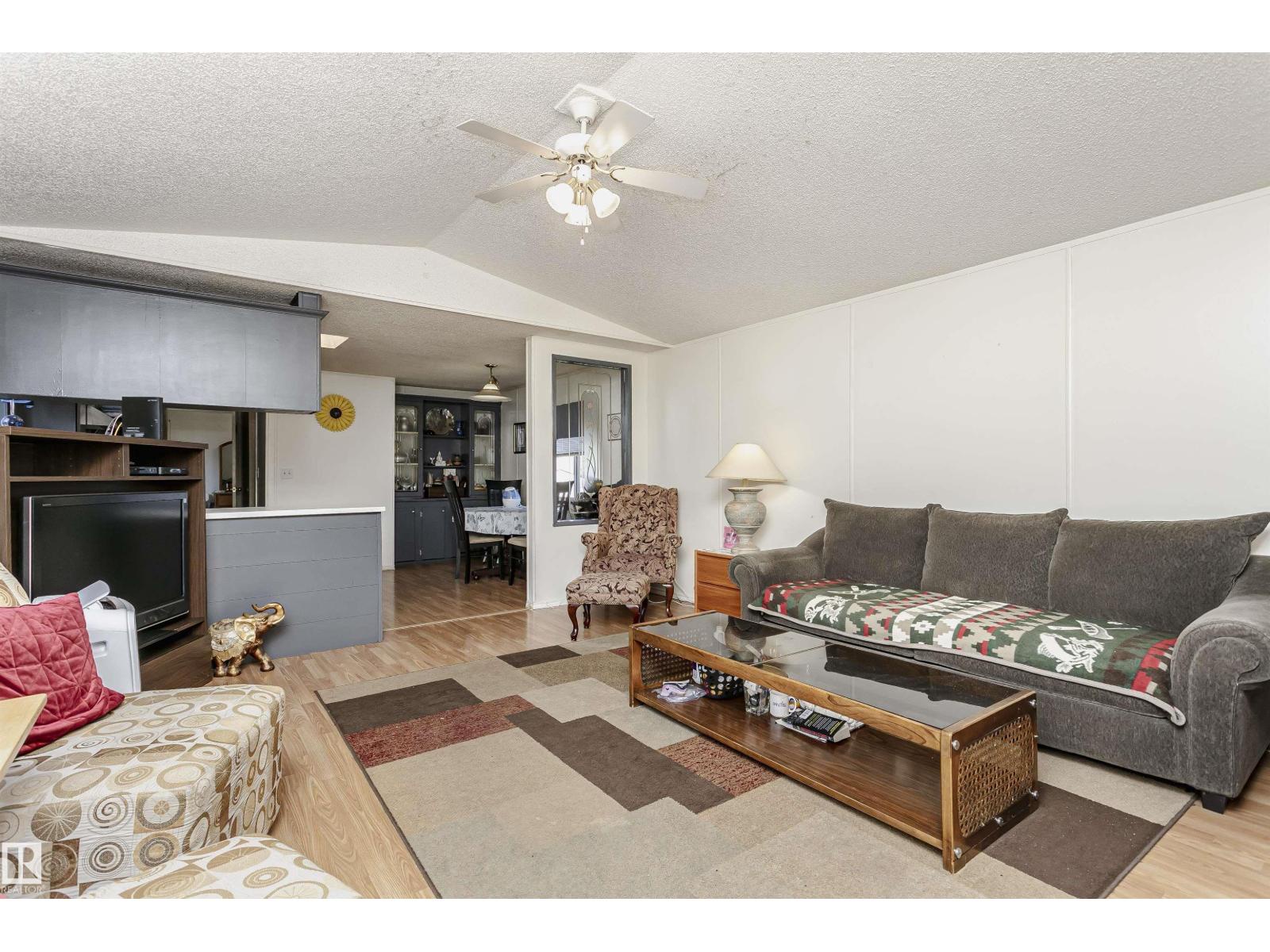 16 Willow Park Estates, Leduc, Alberta