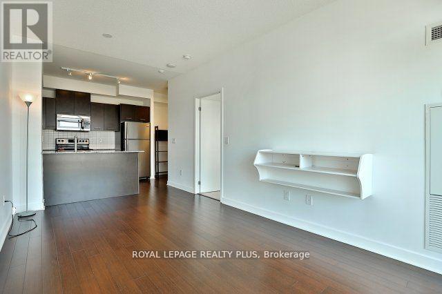 812 - 360 Square One Drive, Mississauga (city Centre), Ontario