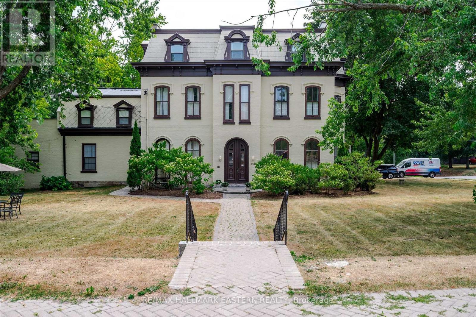 236 Burnham Street, Peterborough (ashburnham Ward 4), Ontario