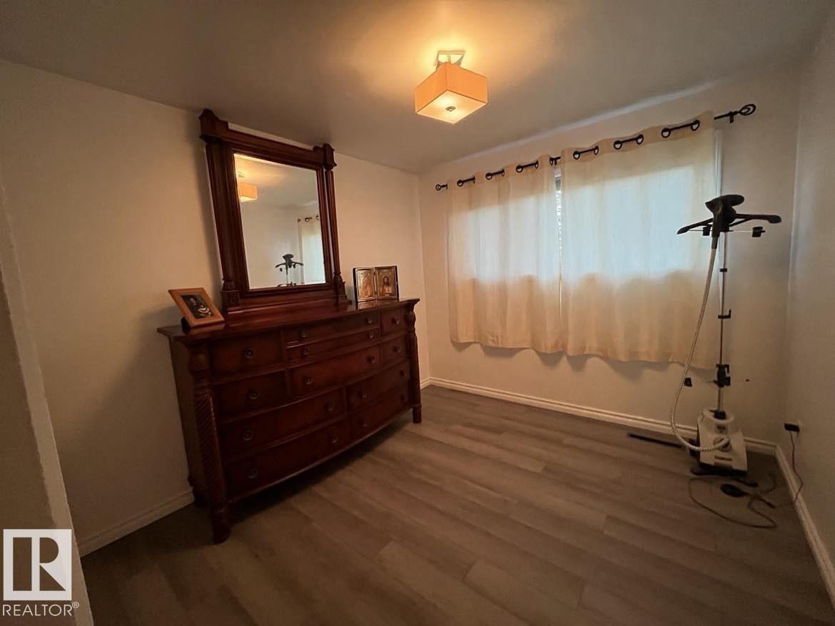 12904 95 St Nw, Edmonton, Alberta