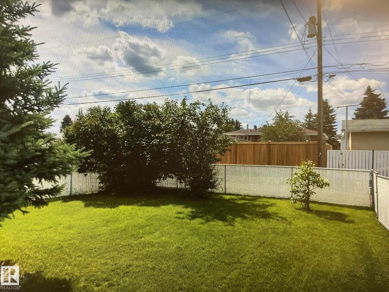 12904 95 St Nw, Edmonton, Alberta