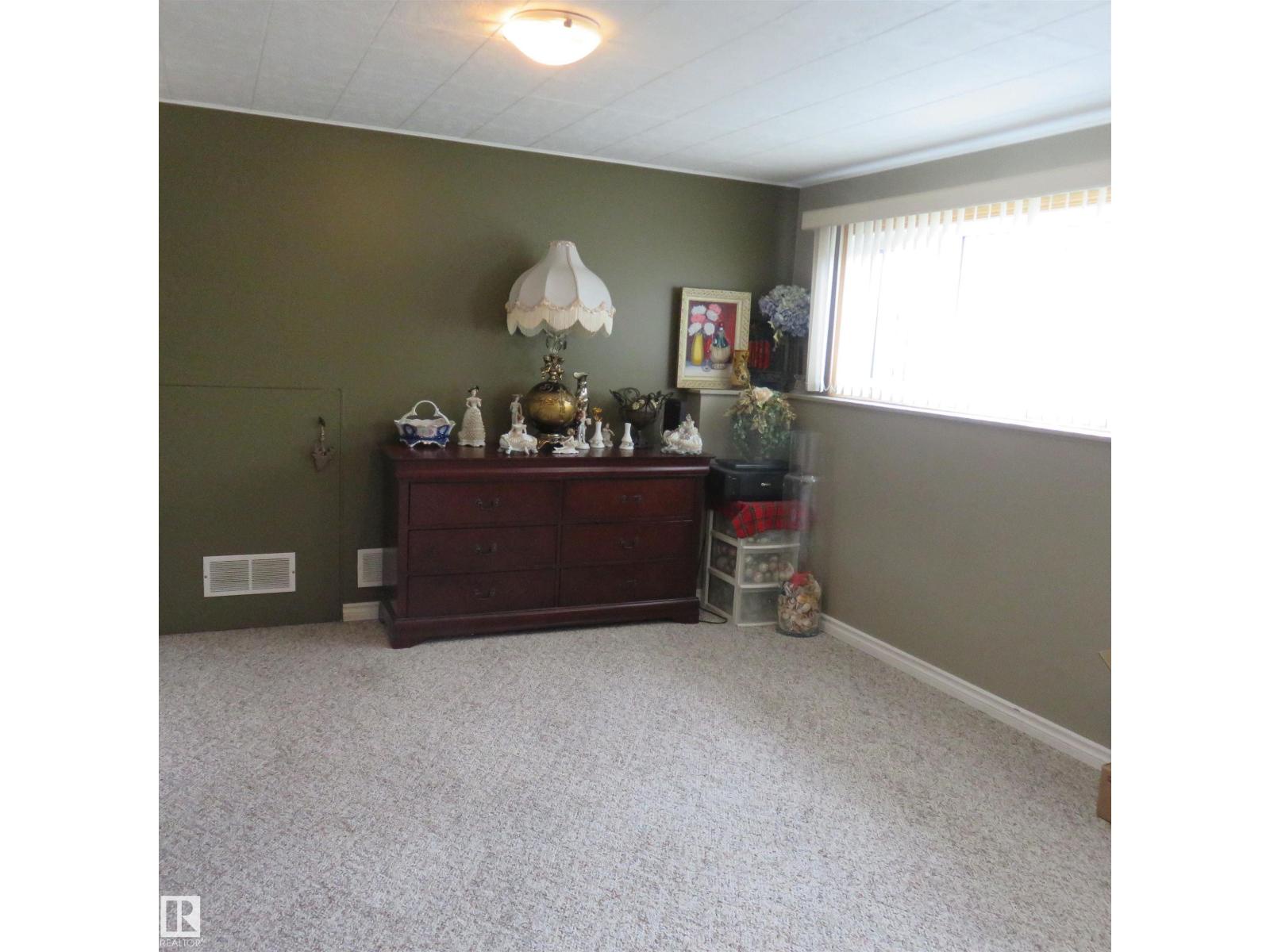 12904 95 St Nw, Edmonton, Alberta