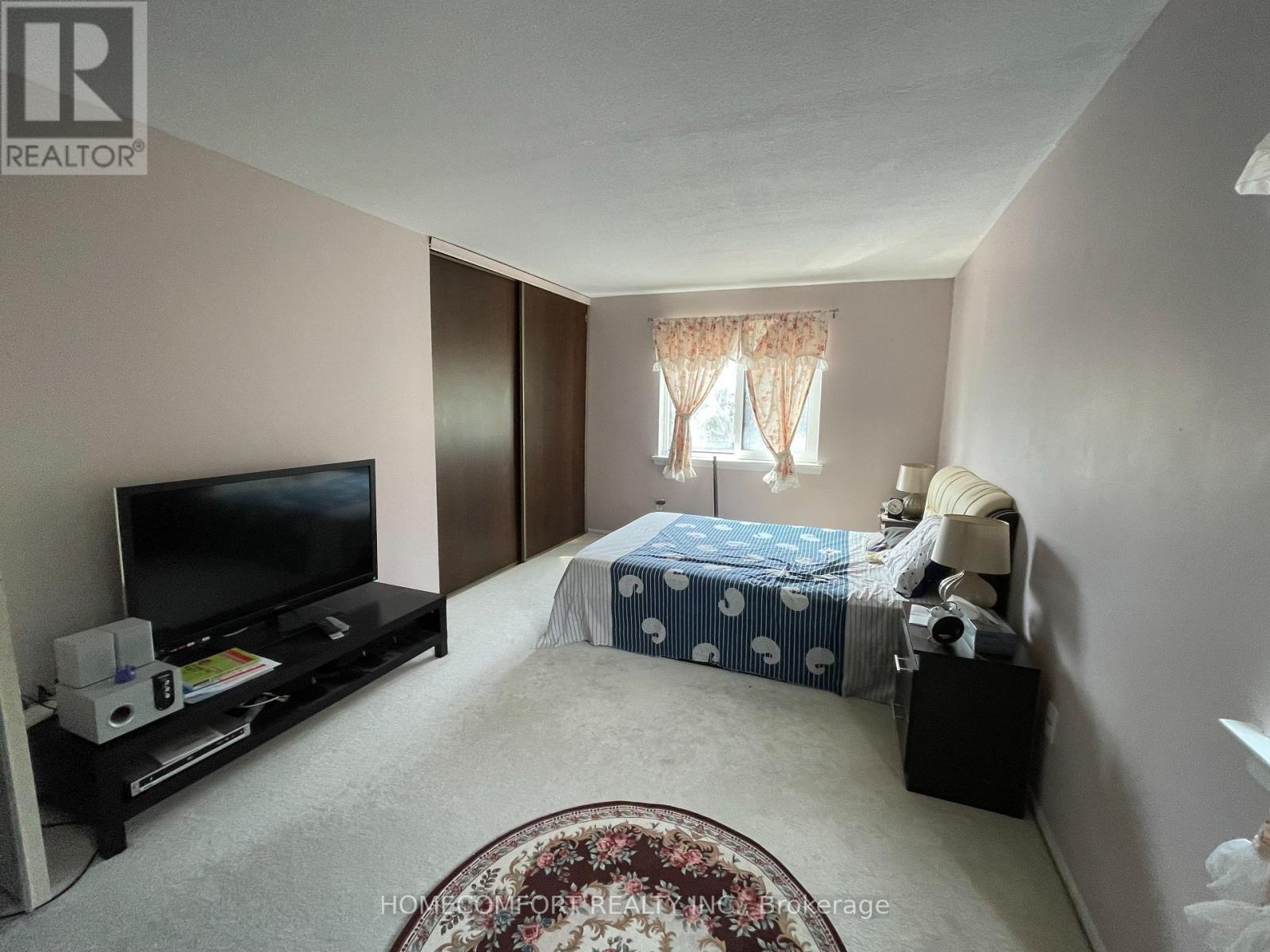 104 - 3740 Don Mills Road, Toronto (hillcrest Village), Ontario