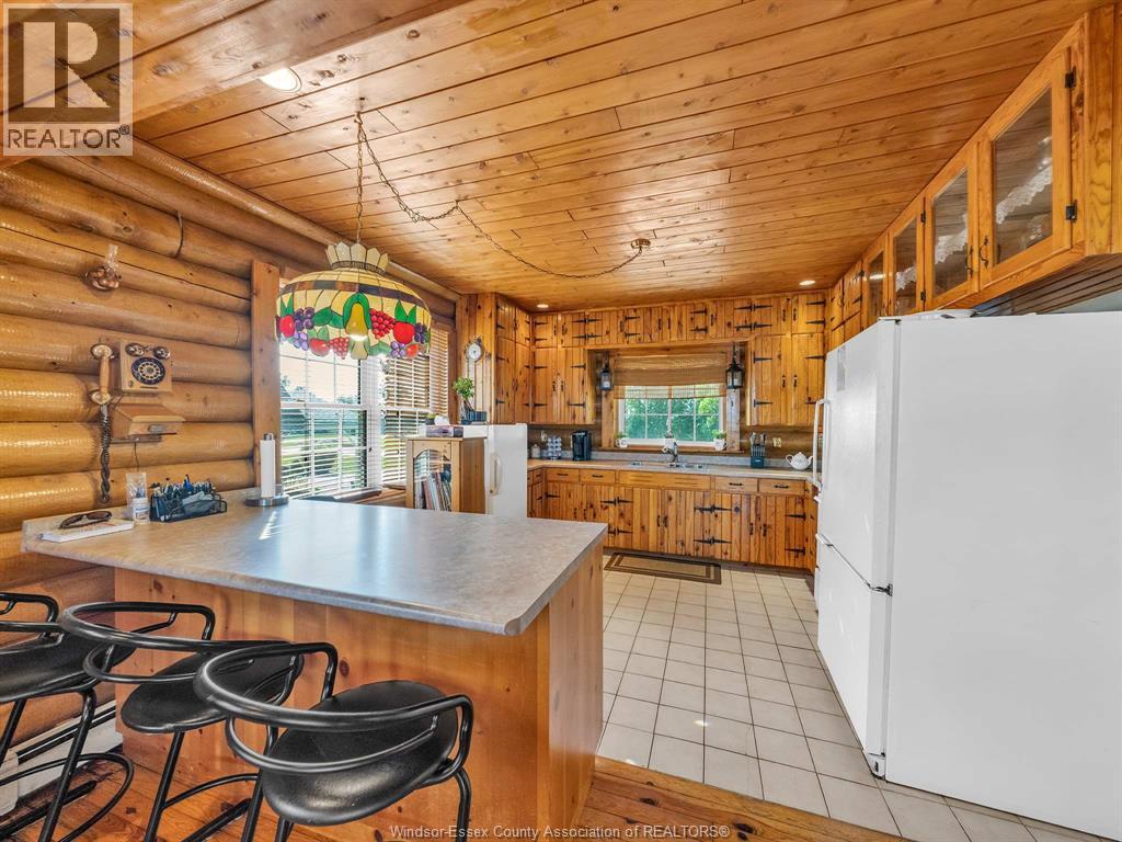 226 Cotterie Park, Leamington, Ontario