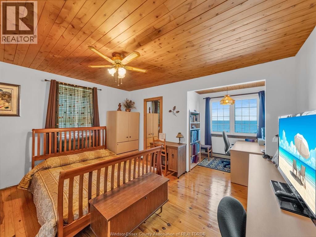 226 Cotterie Park, Leamington, Ontario