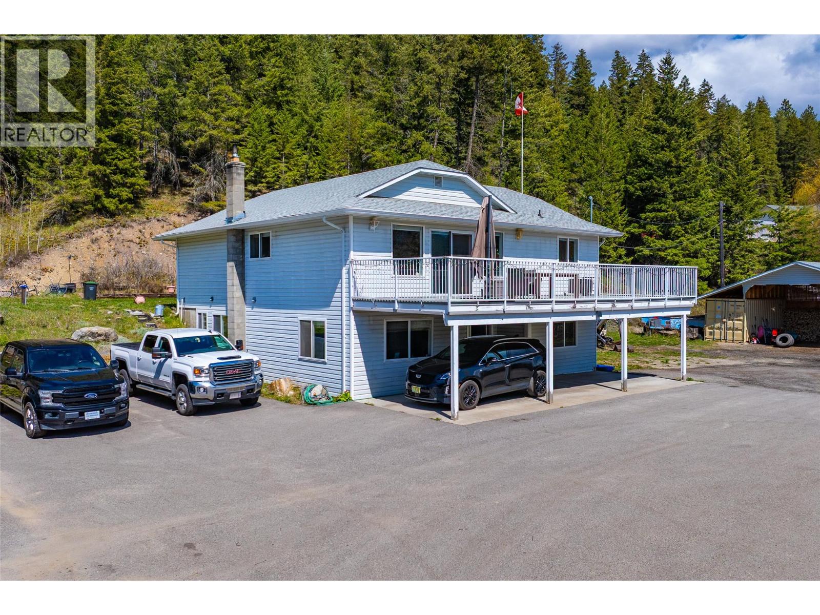 7114 Goshawk Road, Kelowna, British Columbia