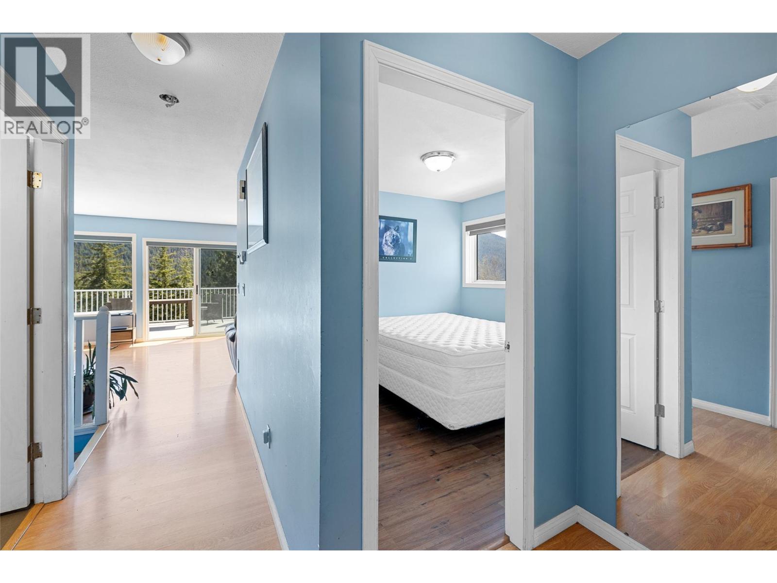 7114 Goshawk Road, Kelowna, British Columbia