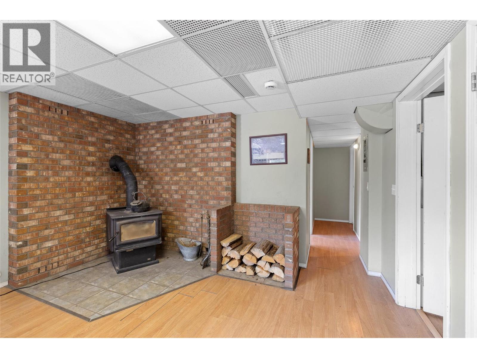 7114 Goshawk Road, Kelowna, British Columbia