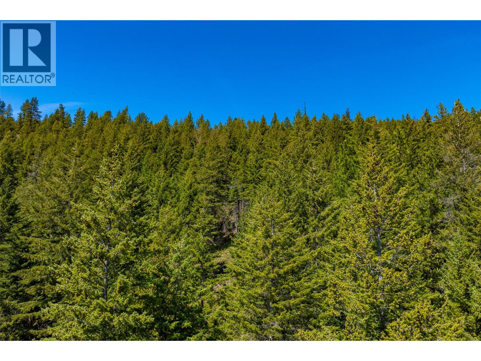 7114 Goshawk Road, Kelowna, British Columbia