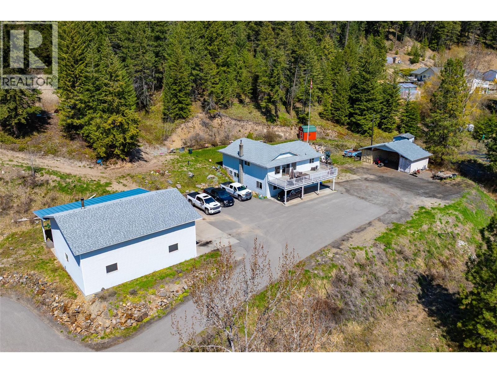 7114 Goshawk Road, Kelowna, British Columbia
