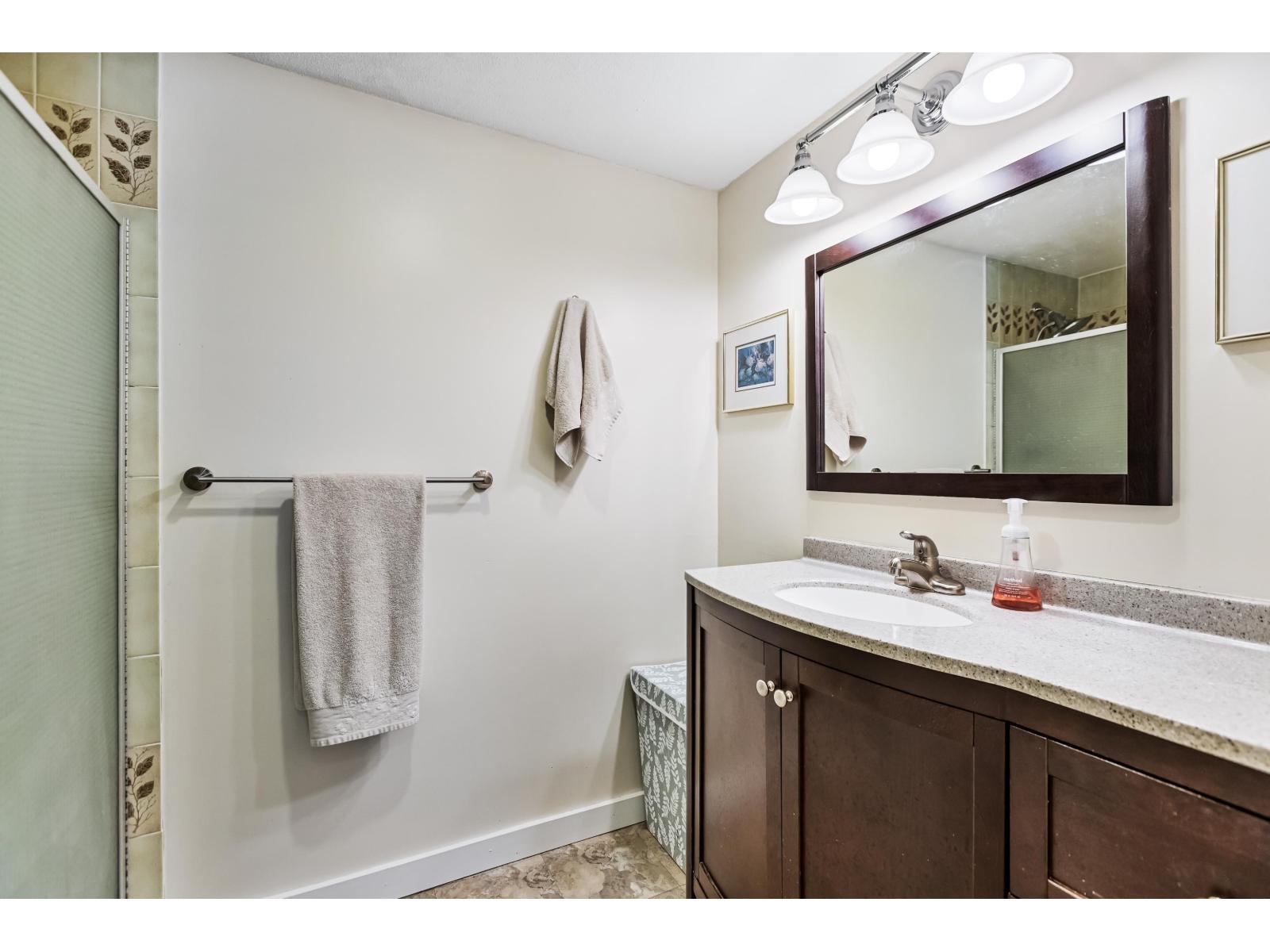 204 1458 Blackwood Street, White Rock, British Columbia