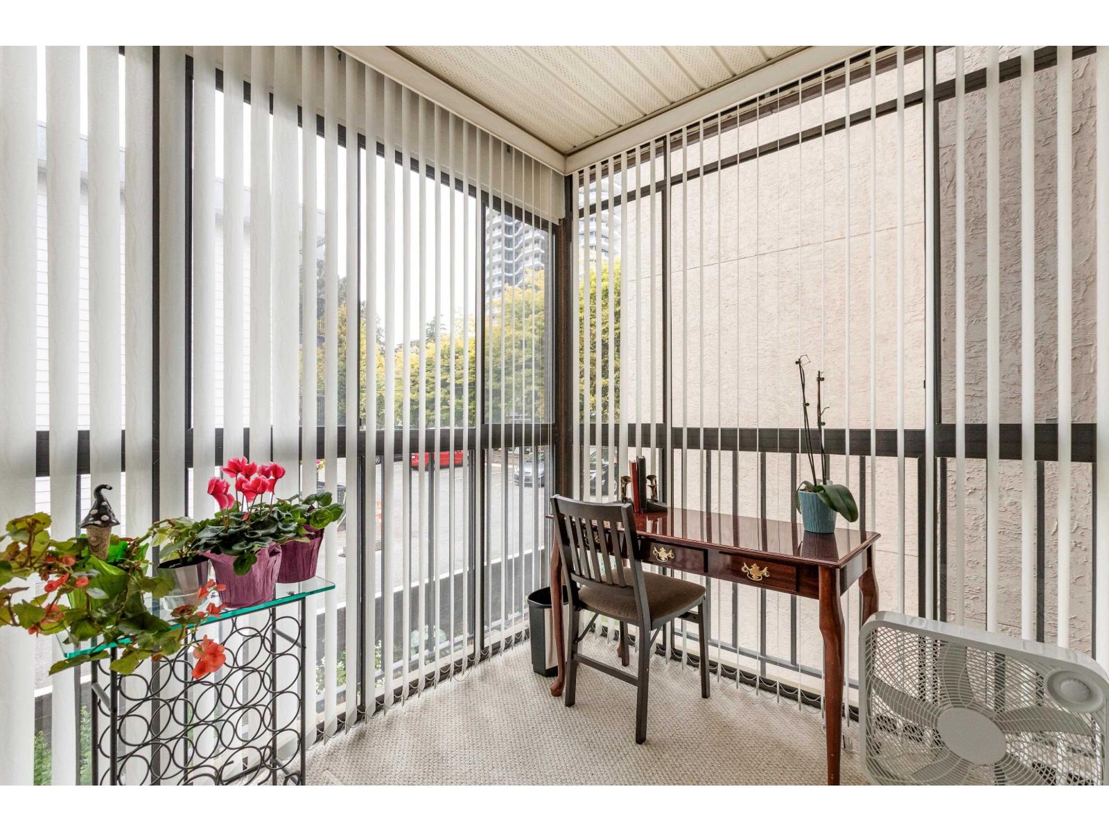 204 1458 Blackwood Street, White Rock, British Columbia