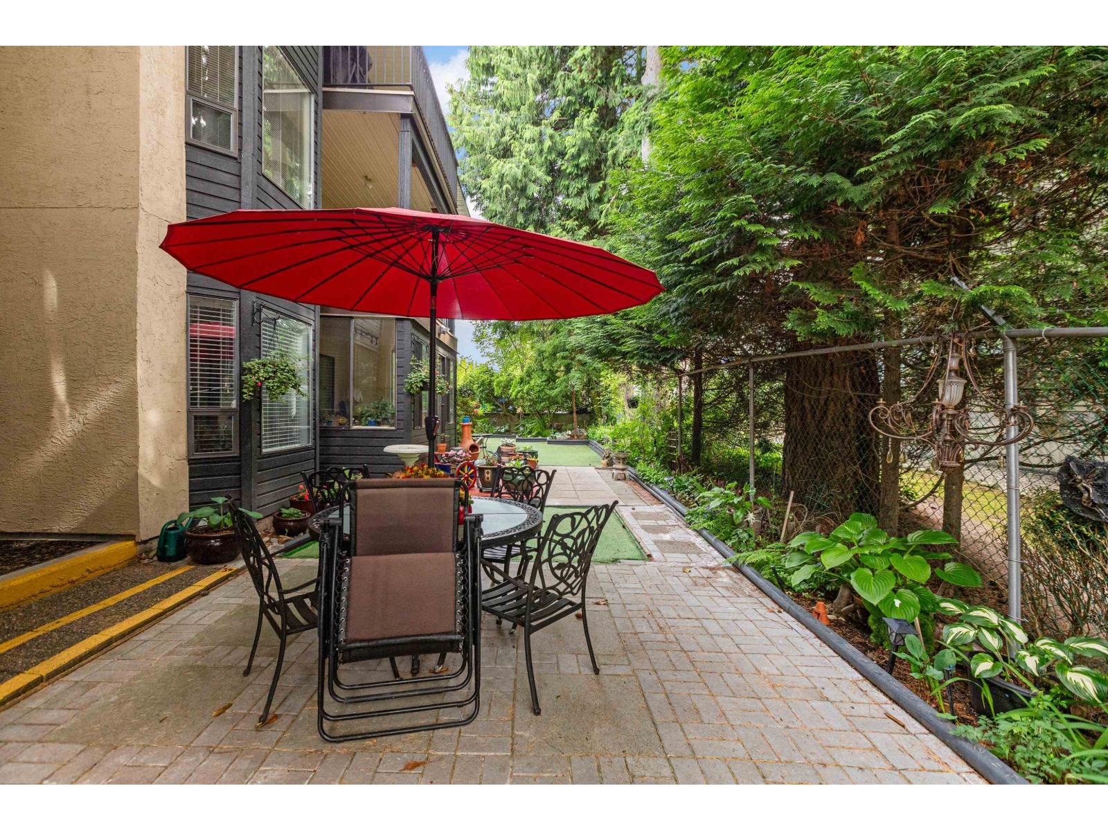 204 1458 Blackwood Street, White Rock, British Columbia