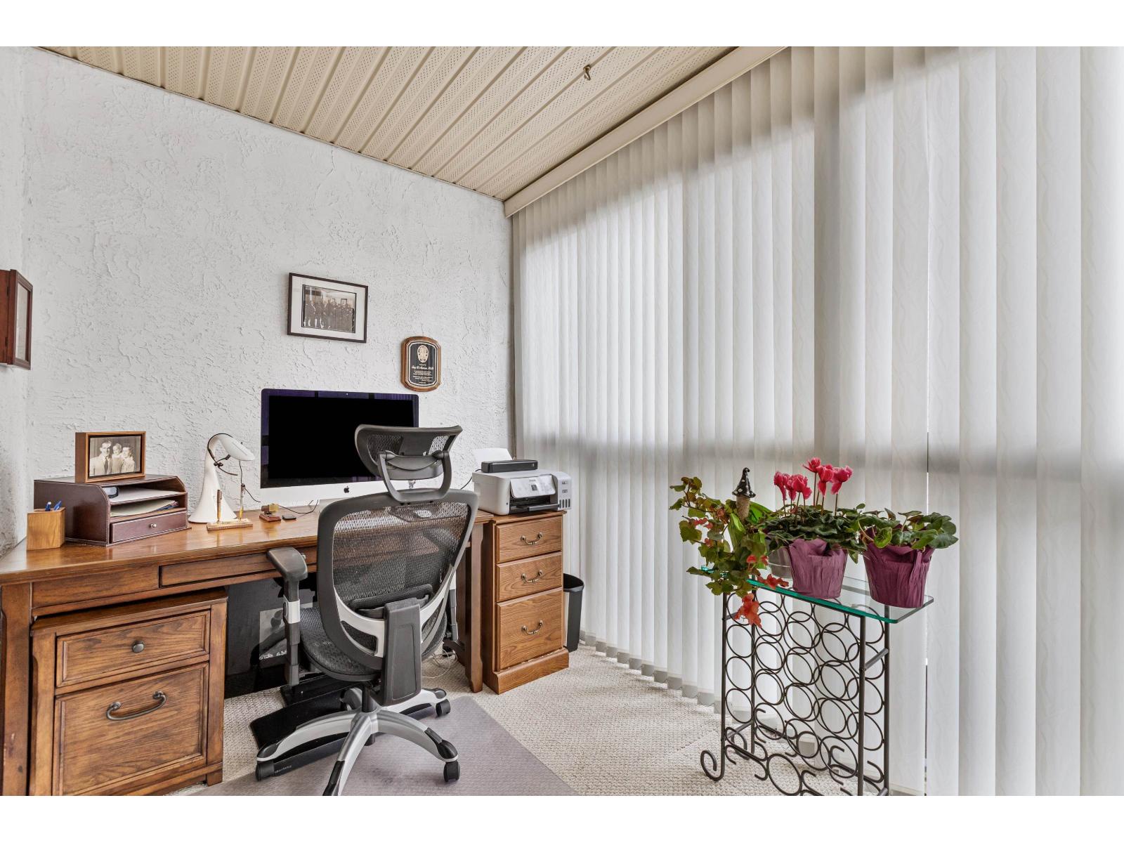 204 1458 Blackwood Street, White Rock, British Columbia